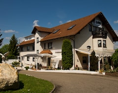 Guesthouse Schweizerhof Böbingen (Böbingen, Germany)