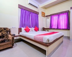 Hotel OYO 23435 Meera Palace (Deoghar, India)
