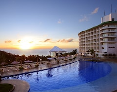 Hotel Okinawa Kariyushi Beach Resort Ocean Spa (Okinawa, Japón)