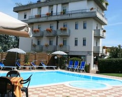 Hotel Al Cacciatore (Desenzano del Garda, Italy)