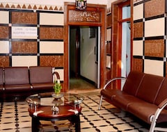 Khách sạn Hotel Shri Swarnas Palace (Tiruchirappalli, Ấn Độ)