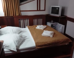 Hotel Vila Predeal (Bed,breakfast&Bar) (Predeal, Romania)