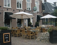 Hotel De Parel (Tytsjerksteradiel, Holland)