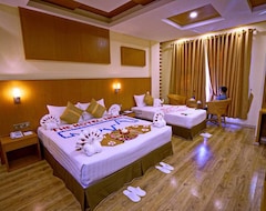Khách sạn The Hotel Nova (Mandalay, Myanmar)