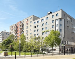 Khách sạn B&B HOTEL Saint-Quentin-en-Yvelines Centre Gare (Montigny-le-Bretonneux, Pháp)