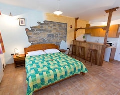 Hotel Tourist Farm Tonin - Apartment 3 - Happy Rentals (Kopar, Slovenija)