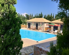 Khách sạn Almyra Holiday Village (Edipsos, Hy Lạp)