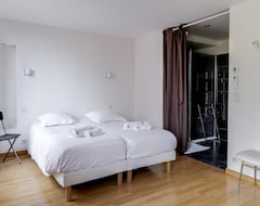 Hele huset/lejligheden Duplex 2br - Sea View - Suquet District - By Immogroom (Cannes, Frankrig)