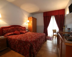Hotelli PARADISE HOTEL amp; WELLNESS (Saint-Vincent, Italia)
