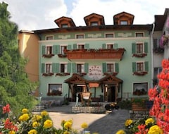 Hotel Bertoldi (Lavarone, İtalya)