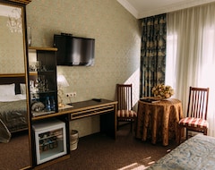 Hotel Shery Holl (Rostov-on-Don, Russia)