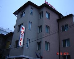 Khách sạn Plaza (Ruse, Bun-ga-ri)