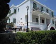 Khách sạn Blue Dolphin (Batsi, Hy Lạp)