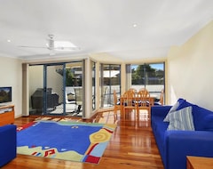 Otel Family Beach Retreat In Lovely Terrigal Home (Terrigal, Avustralya)