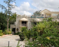 Nhà trọ Auberge Du Mont Saint Jean (Jacmel, Haiti)