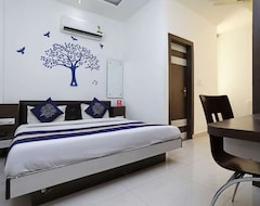 OYO 10454 Hotel Riviera (Agra, Hindistan)