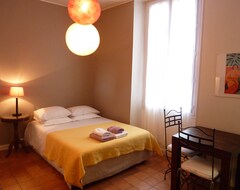 Hotel Studios Floréal (Nice, France)