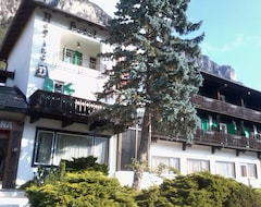 Khách sạn Hotel Regina delle Dolomiti (Panchià, Ý)