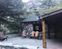 Hele huset/lejligheden Cabin 18. San Fransisco Cabin At Historic Snowcrest Lodge (Rancho Cucamonga, USA)