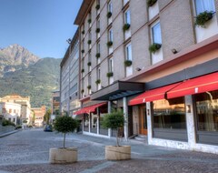 Hotel Duca D'Aosta (Aosta, Italy)