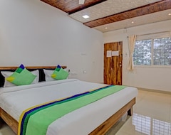 Khách sạn Treebo Trend Sai Samrat Resort (Satara, Ấn Độ)