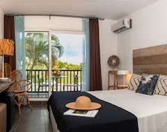 Khách sạn Bwa Chik Hotel & Golf (Saint Francois, French Antilles)