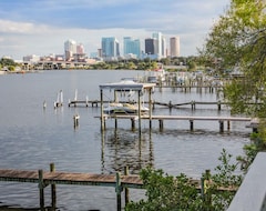 Toàn bộ căn nhà/căn hộ The Perch On The River-amazing River & Downtown Views In The Heart Of Old Tampa (Tampa, Hoa Kỳ)