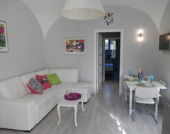Hotel Dreaming Sorrento Suites (Sorrento, Italy)