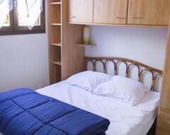 Koko talo/asunto Villa 3 Bedrooms In Valras - Beach In Private Residence With Swimming Pools, Beach (Vendres, Ranska)