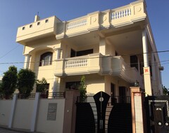 Khách sạn OYO 10122 Shanti Vilas Homestay (Jaipur, Ấn Độ)