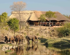 Khách sạn The Wallow Lodge (Victoria Falls, Zimbabwe)