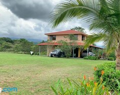 Toàn bộ căn nhà/căn hộ Quinta Don Noe (San Pablo, Costa Rica)