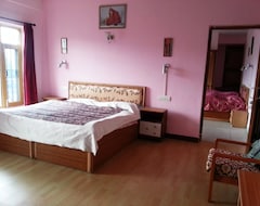 Hotel Aapo Aap Home Stay Shimla (Shimla, Indija)