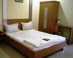 Hotel M K Silver Court (Hyderabad, India)