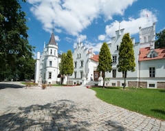 Khách sạn Pałac Sulisław (Grodków, Ba Lan)