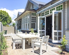 Toàn bộ căn nhà/căn hộ Gorgeous Parnell Villa, Entire Second Level (Auckland, New Zealand)