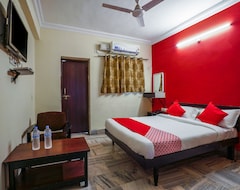 Khách sạn Oyo 41751 Hotel Sabharwal (Hyderabad, Ấn Độ)