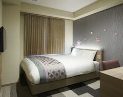 Hotel Shinsaibashi Bridge Comfortable Oneroom (Osaka, Japan)