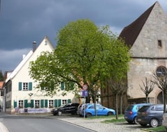 Khách sạn Gasthof zur Post (Neunkirchen a. Brand, Đức)