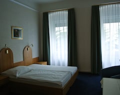 Hotelli Pension Schönbrunn (Wien, Itävalta)