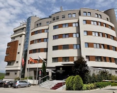 Hotel Panoramika Design & Spa (Üsküp, Kuzey Makedonya Cumhuriyeti)