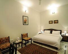 Khách sạn KarnGitanjali (Jaipur, Ấn Độ)