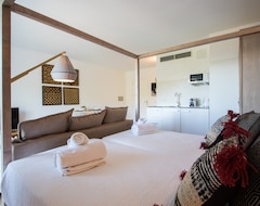 Hotel Casa Victoria Suites (Sant Josep de sa Talaia, Spain)