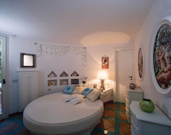 Casa/apartamento entero Porto Cervo a 100 pasos del mar en residencia con piscina y pistas de tenis. (Arzachena, Italia)