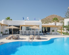 Khách sạn Lianos Village Hotel (Agios Prokopios, Hy Lạp)