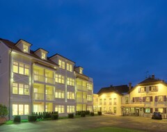 Khách sạn Zur Traube (Perl, Đức)