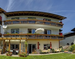 Khách sạn Pension Riedl (Seeboden, Áo)
