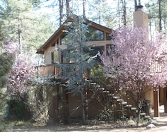 Koko talo/asunto Escape To The Cool Pines (Pine, Amerikan Yhdysvallat)