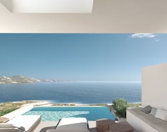 Hotel White Coast Pool Suites - Adults Only (Adamas, Grækenland)