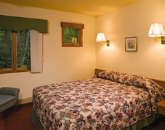 Khách sạn Enjoy The Fresh Air Of Pennsylvanias Pocono Mountains! (East Stroudsburg, Hoa Kỳ)